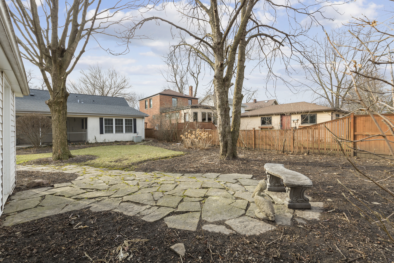 27 North Delaplaine Road Riverside, IL 60546 - Photo 23 of 32 a view of a yard with a house and a tree