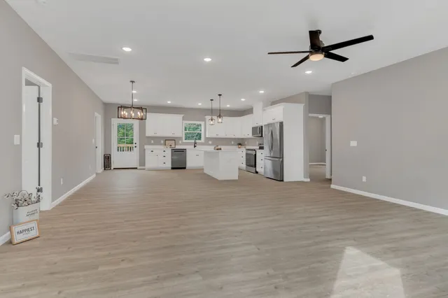 $450,900 | 1058 Coker Ford Road, Portland, TN 37148