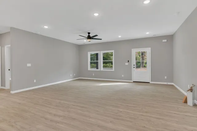 $450,900 | 1058 Coker Ford Road, Portland, TN 37148