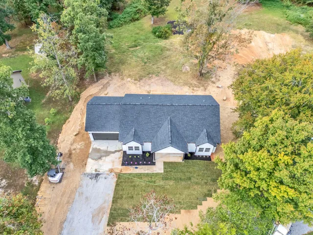 $450,900 | 1058 Coker Ford Road, Portland, TN 37148