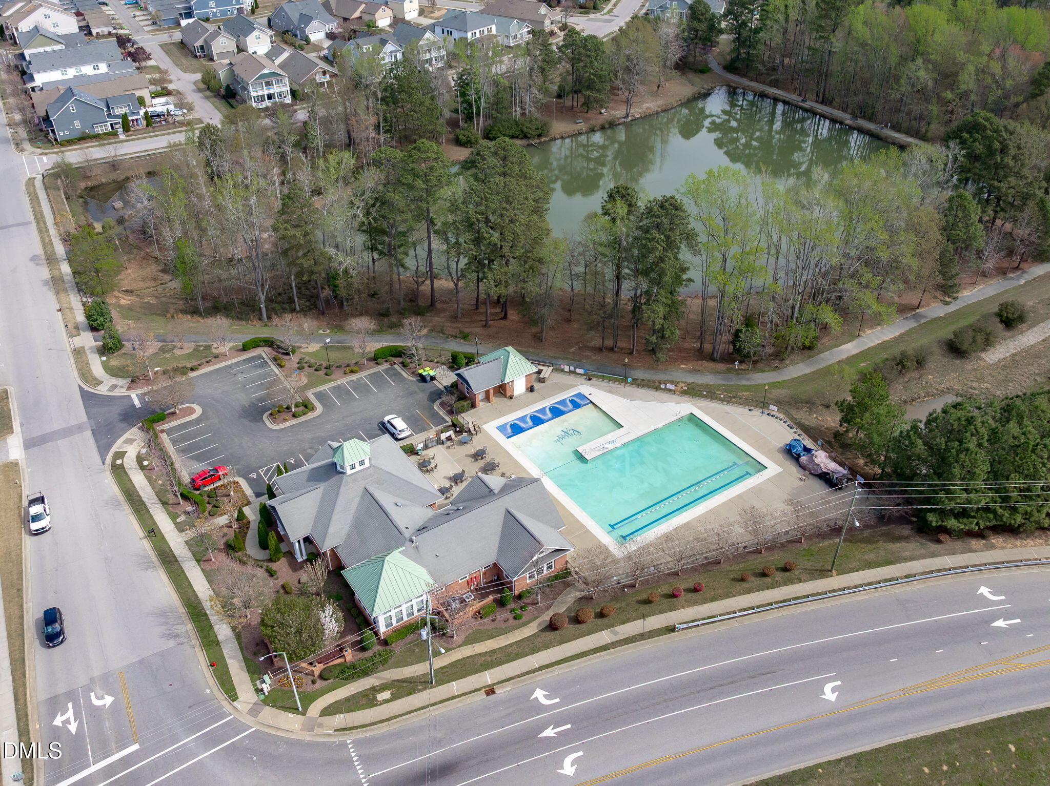 917 Ambergate Station Apex, NC 27502 - Photo 36 of 46 AerialADD-4