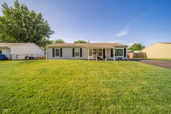 $163,900 | 1814 West Westlea Drive, Marion, IN 46952