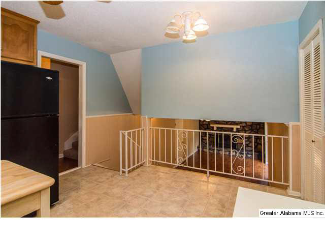 3916 Rock Ridge Road Birmingham, AL 35210 - Photo 11 of 32