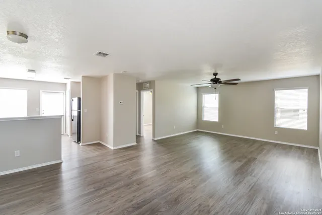 $1,860 | 10834 Rosin Jaw Trail, San Antonio, TX 78245