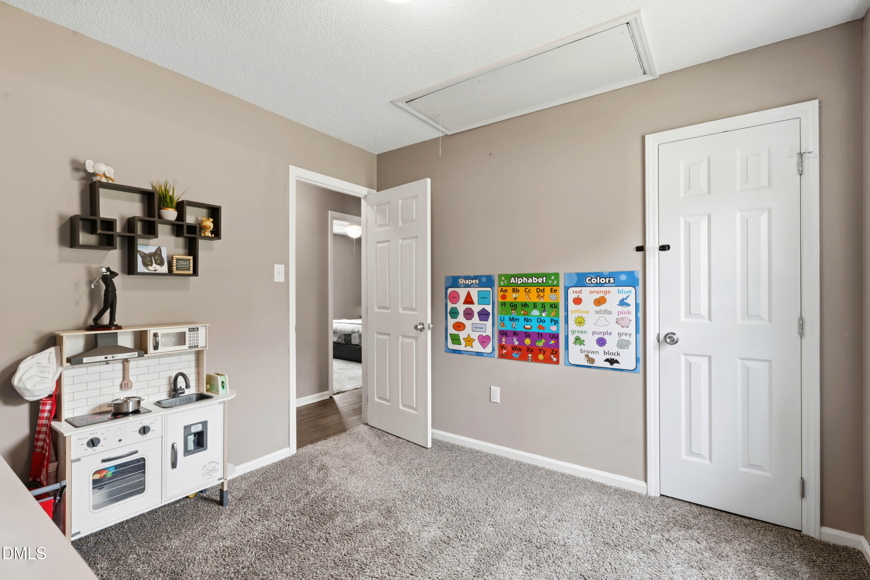 101 Stephenson Road Benson, NC 27504 - Photo 19 of 29 a view of room with toys and dresser