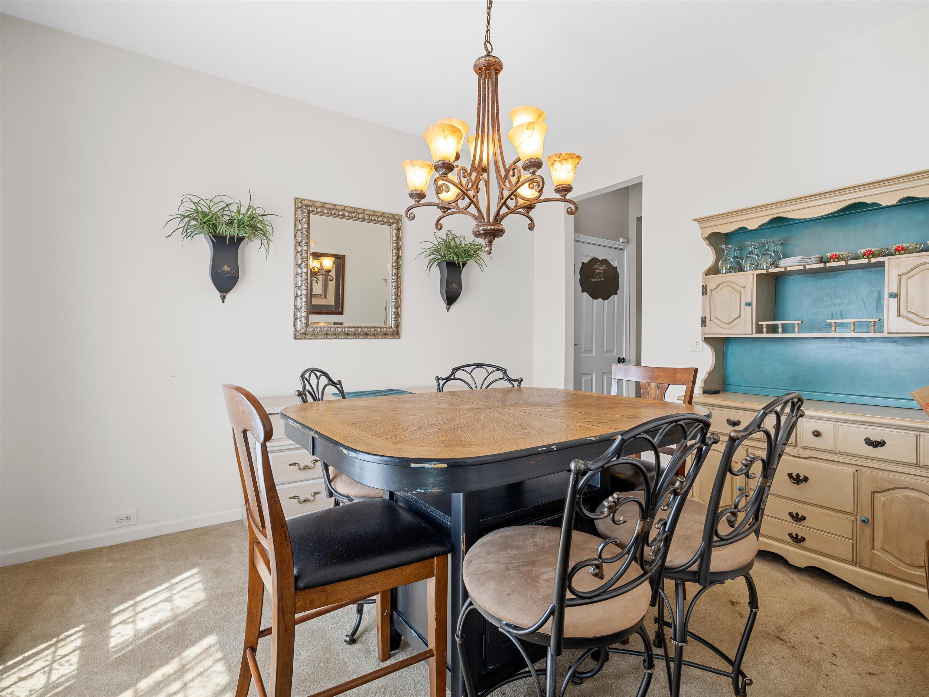 811 Yates Court Boiling Springs, SC 29316 - Photo 6 of 33