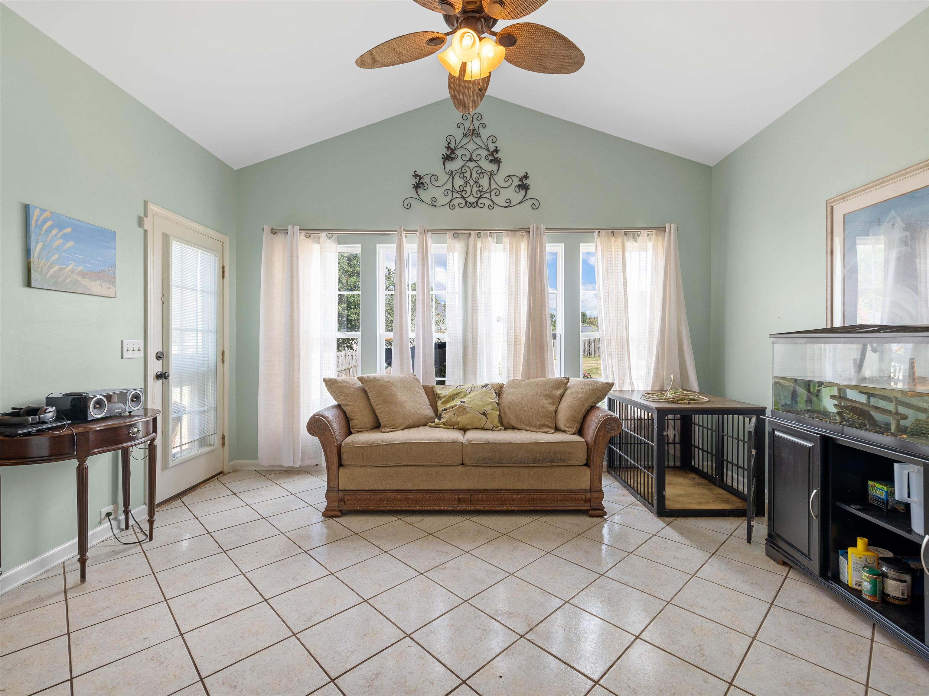 811 Yates Court Boiling Springs, SC 29316 - Photo 10 of 33