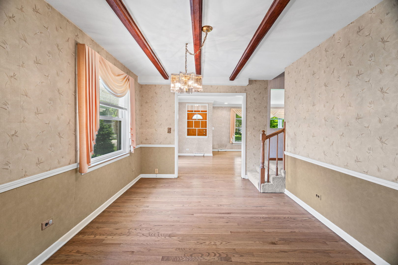 340 Romona Road Wilmette, IL 60091 - Photo 8 of 35