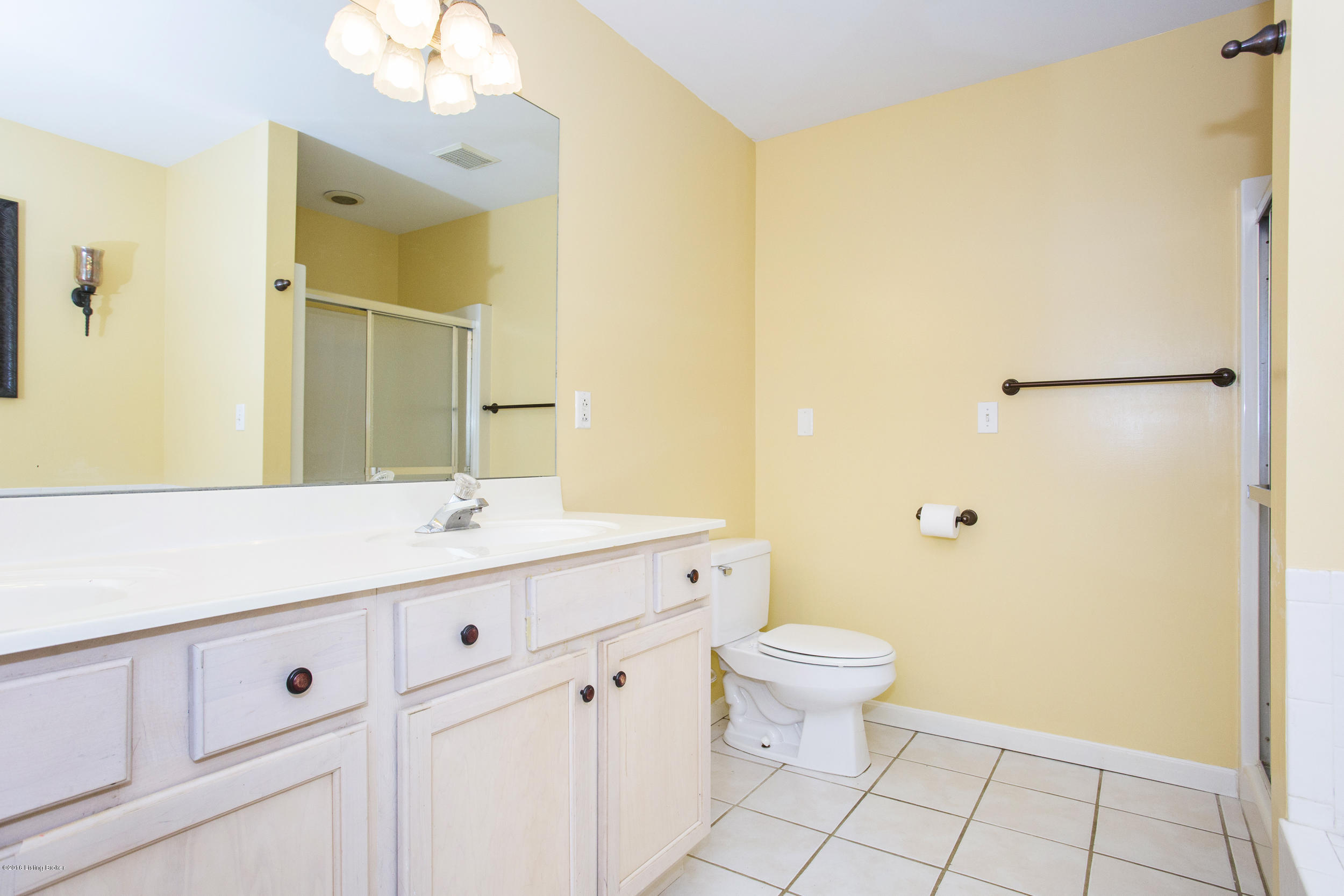 6401 High Ridge Drive Pendleton, KY 40055 - Photo 17 of 42 17-master bath