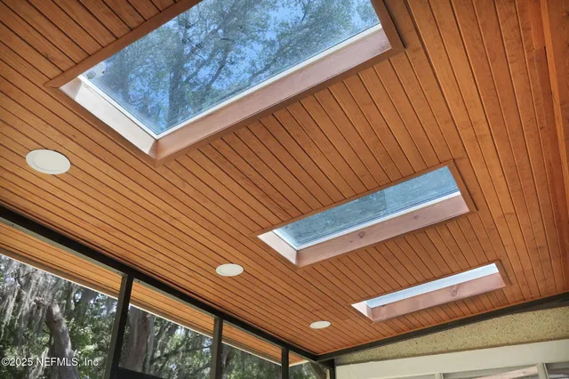 $630,000 | 526 Oakmont Drive, Orange Park, FL 32073