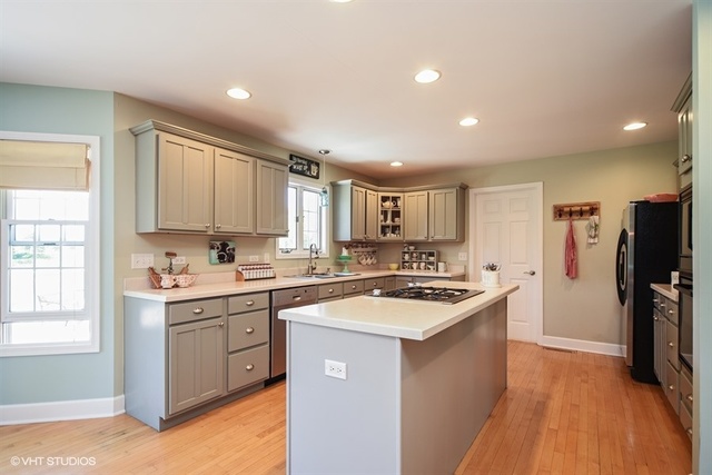 7219 Lone Oak Road Spring Grove, IL 60081 - Photo 4 of 15