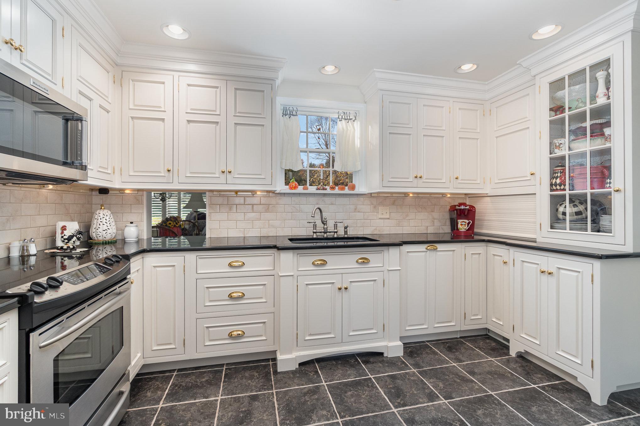 36 Carriage Road Palmyra, PA 17078 - Photo 10 of 37 Gallery Image 10