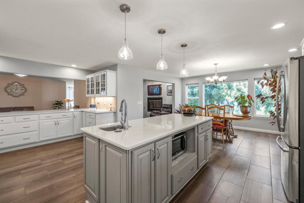 1781 Quail Ridge Drive Klamath Falls, OR 97601 - Photo 18 of 82 18