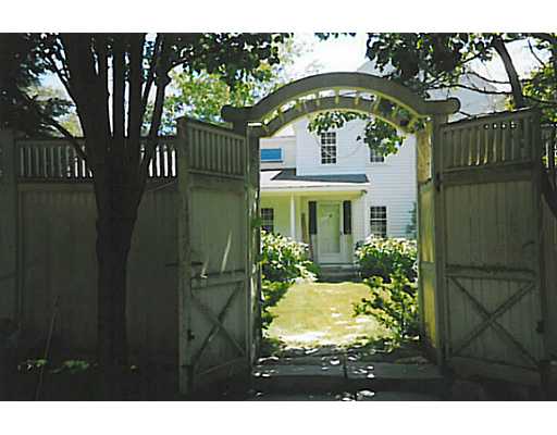 10 White Pond Road South Kingstown, RI 02879 - Photo 2 of 16 Exterior Front.