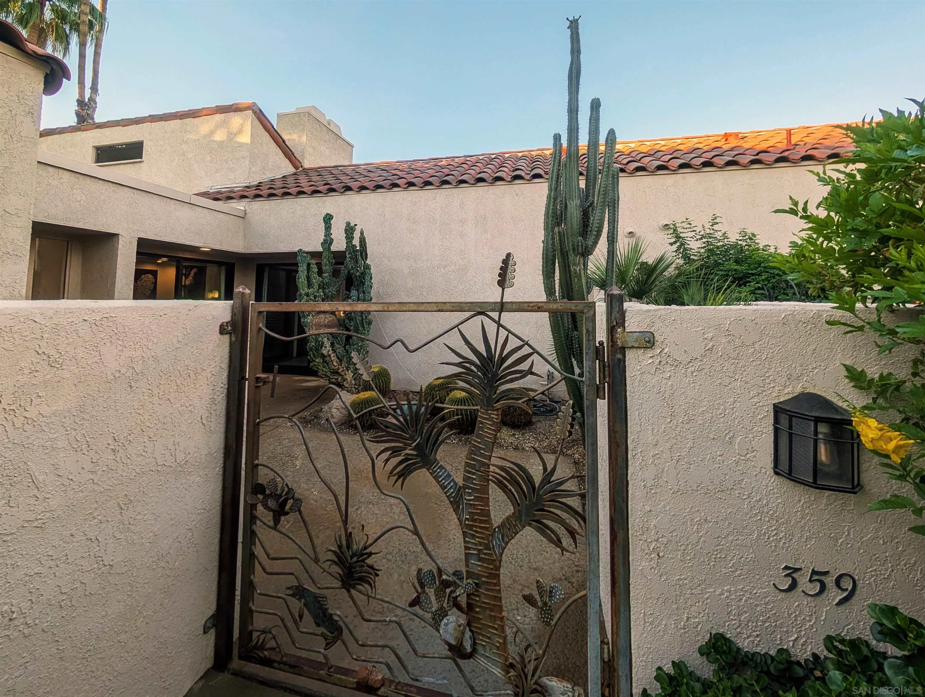 359 Wimbledon Drive Rancho Mirage, CA 92270 - Photo 2 of 49