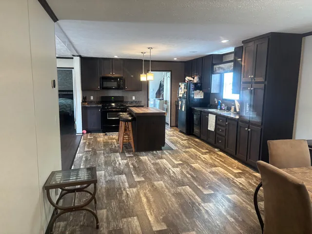 $99,900 | 7061 West Bickett Boulevard, Lansing, MI 48911