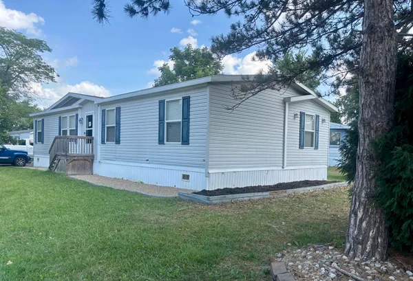 $99,900 | 7061 West Bickett Boulevard, Lansing, MI 48911