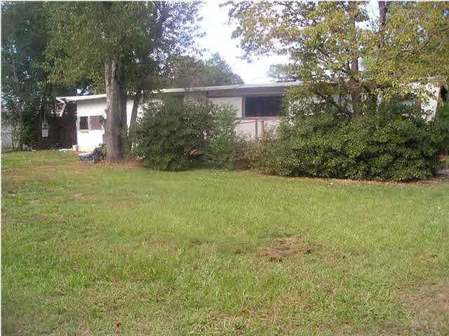 152-156 Ricky Street Flomaton, AL 36441 - Photo 2 of 9