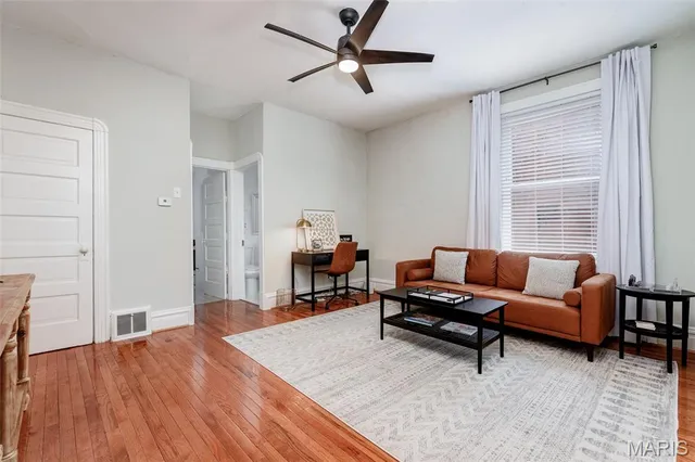 $320,000 | 4271 Botanical Avenue, St. Louis, MO 63110