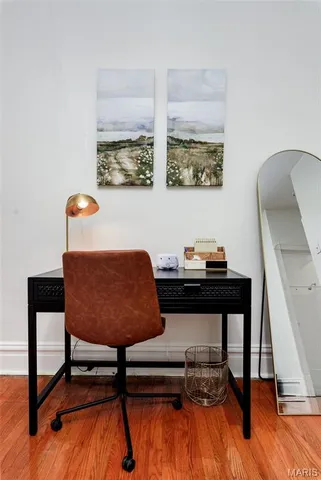 $320,000 | 4271 Botanical Avenue, St. Louis, MO 63110