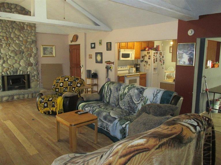 10760 Blackwell Road Central Point, OR 97502 - Photo 3 of 20 Additional Photo