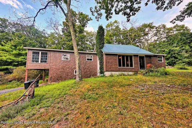 $549,900 | 660 Oak Hill Road, Hudson, NY 12534