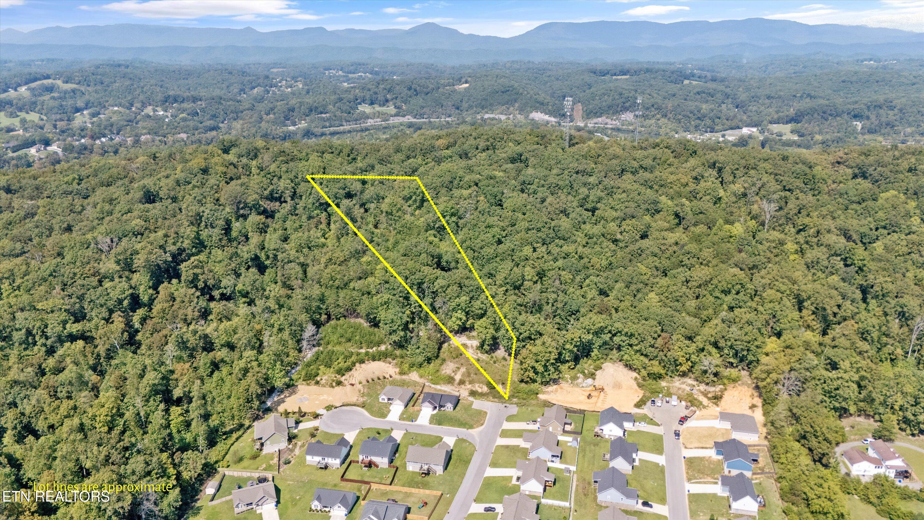 211 Jason Hovater Way Clinton, TN 37716 - Photo 17 of 19 17-211 Jason Hovater Wy-11 (2)