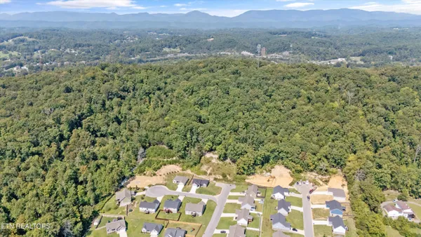 $153,000 | 211 Jason Hovater Way, Clinton, TN 37716
