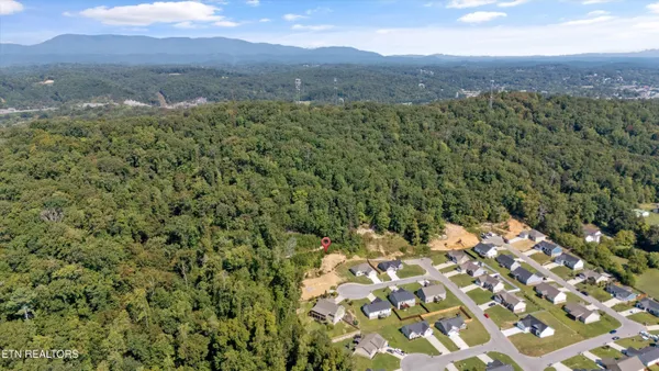 $153,000 | 211 Jason Hovater Way, Clinton, TN 37716