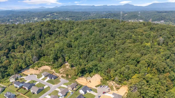 $153,000 | 211 Jason Hovater Way, Clinton, TN 37716