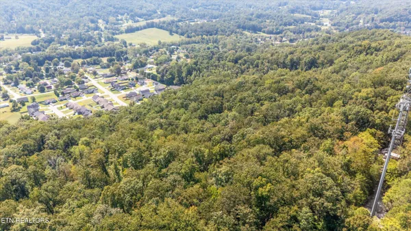 $153,000 | 211 Jason Hovater Way, Clinton, TN 37716