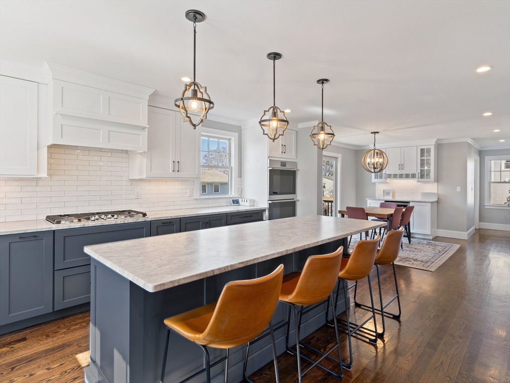 7 Vernon Avenue Hull, MA 02045 - Photo 14 of 40