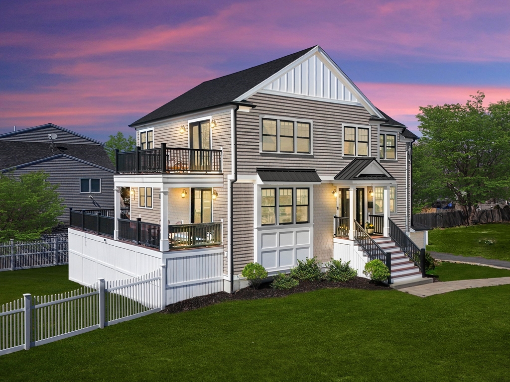 7 Vernon Avenue Hull, MA 02045 - Photo 2 of 40