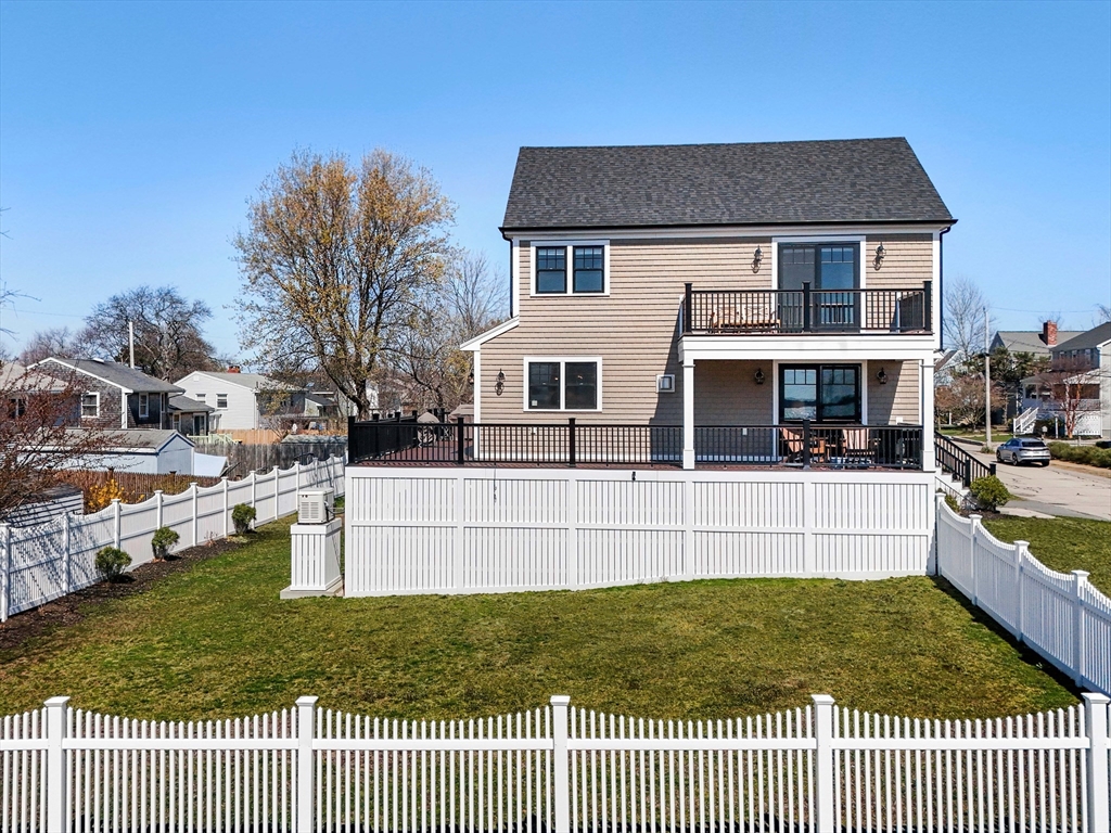 7 Vernon Avenue Hull, MA 02045 - Photo 30 of 40