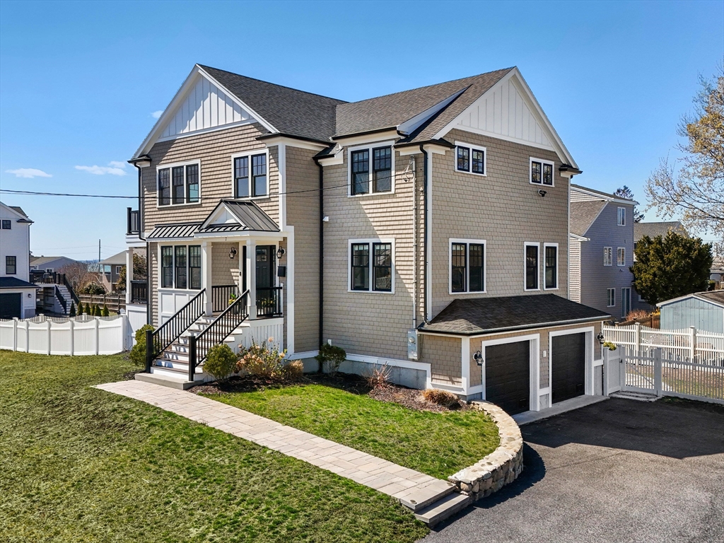 7 Vernon Avenue Hull, MA 02045 - Photo 3 of 40