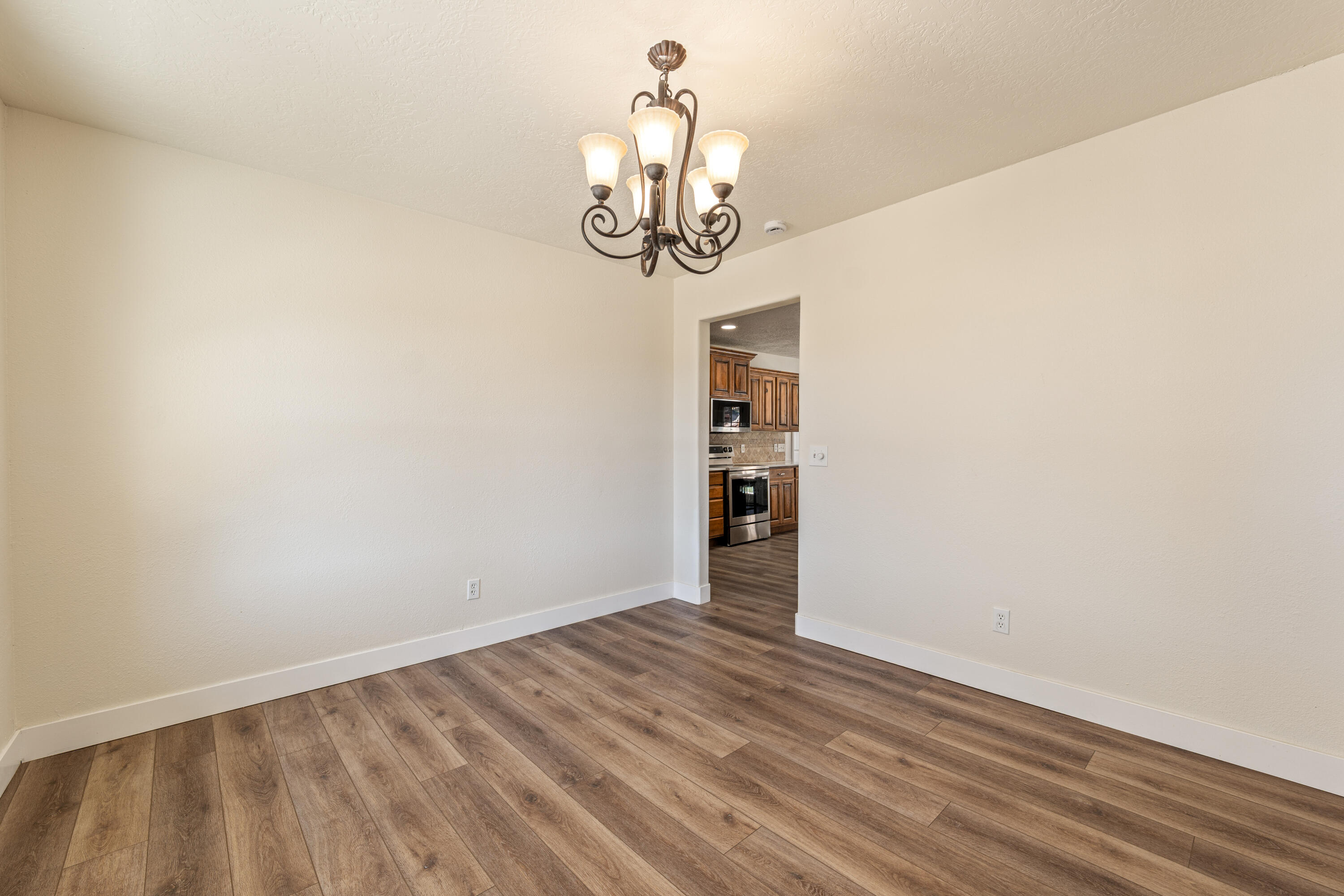 1892 Golden Delicious Apple Valley, UT 84737 - Photo 8 of 58 08-L1071044