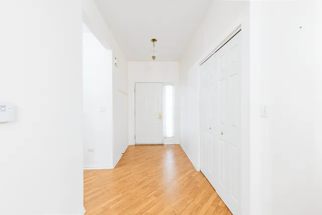 $2,500 | 2965 Stockton Court, Unit 2965, Naperville, IL 60564