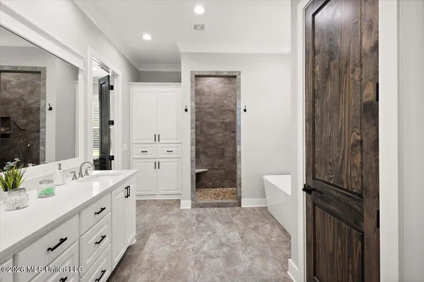$730,000 | 118 Cedar Ridge Drive, Canton, MS 39046
