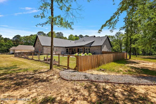 $730,000 | 118 Cedar Ridge Drive, Canton, MS 39046