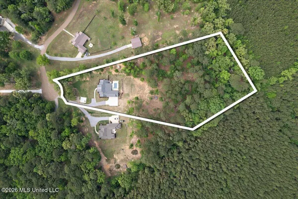 $730,000 | 118 Cedar Ridge Drive, Canton, MS 39046