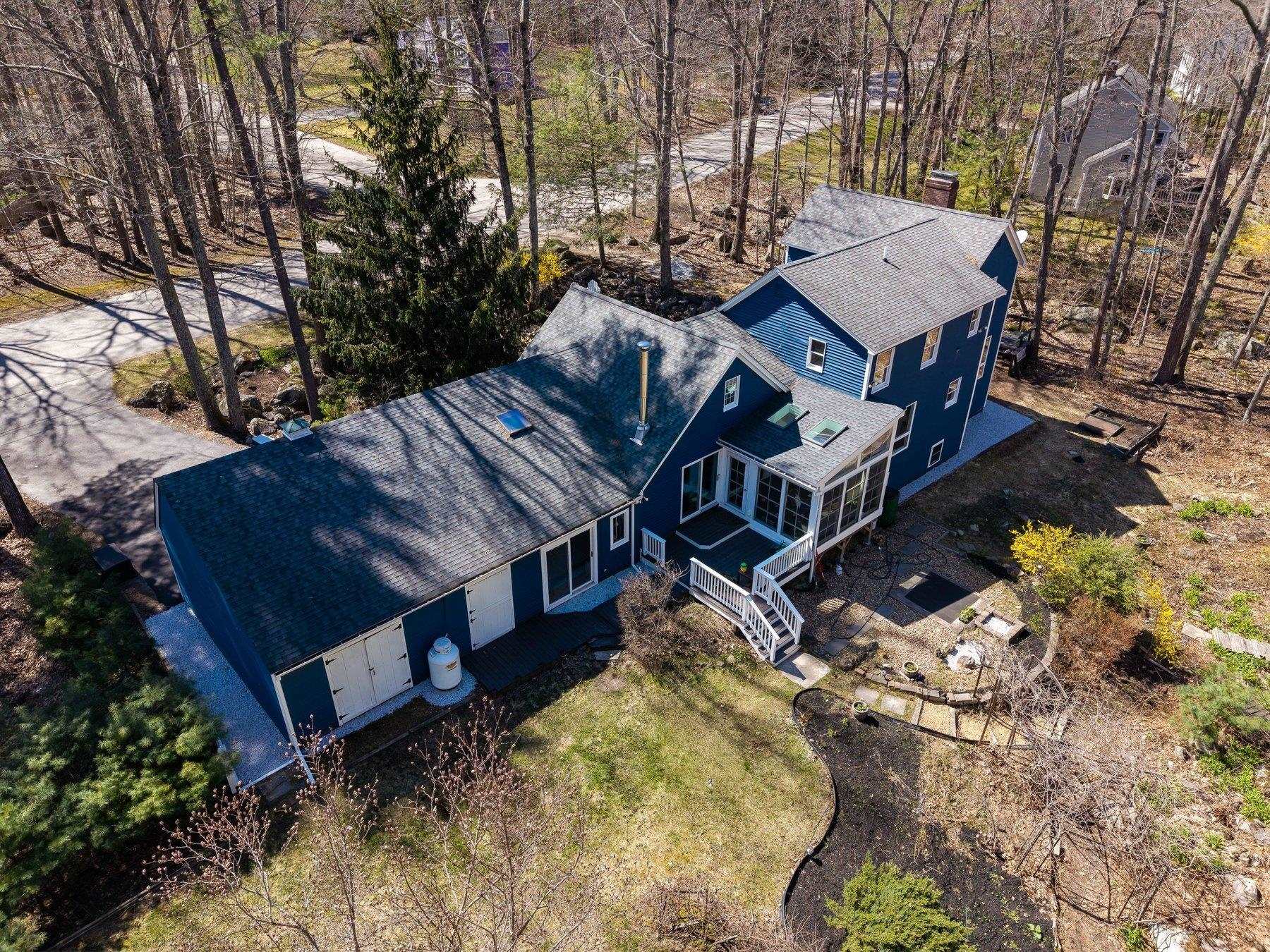 7 Millstream Drive Exeter, NH 03833 - Photo 5 of 59