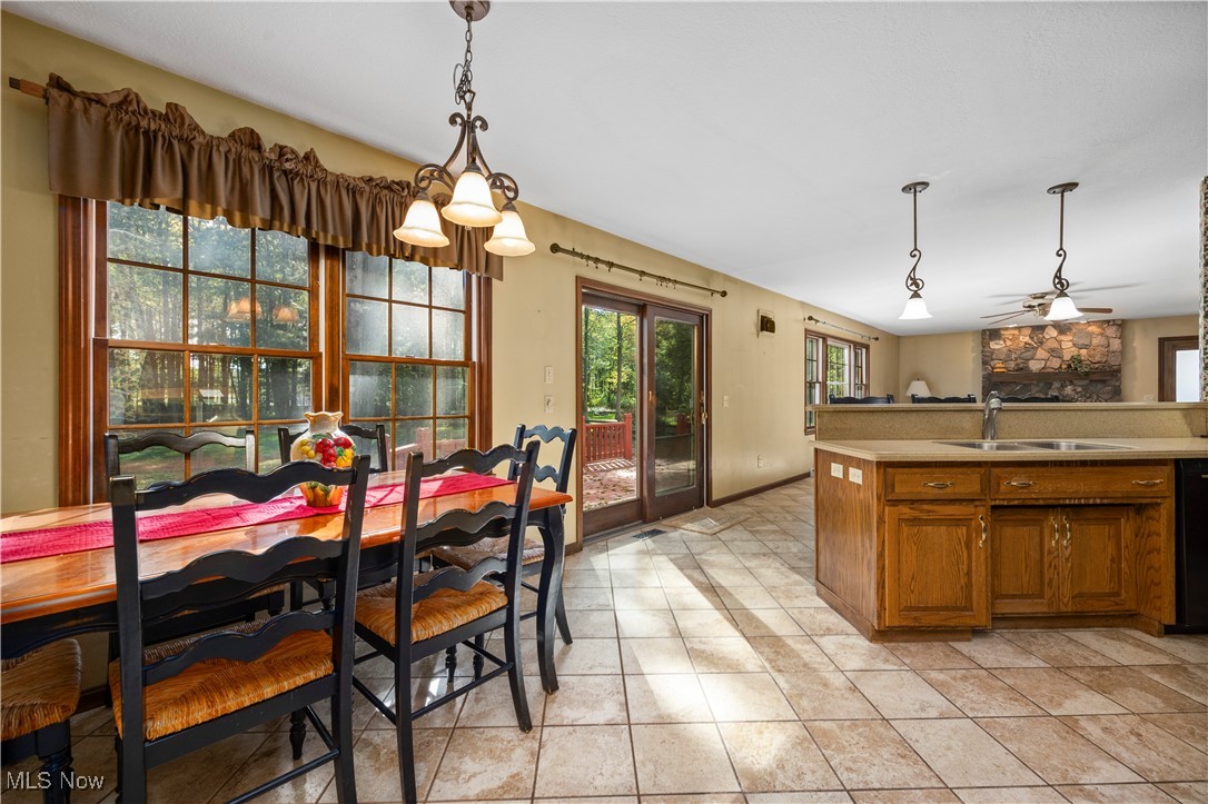 48221 Rice Road Amherst, OH 44001 - Photo 17 of 45