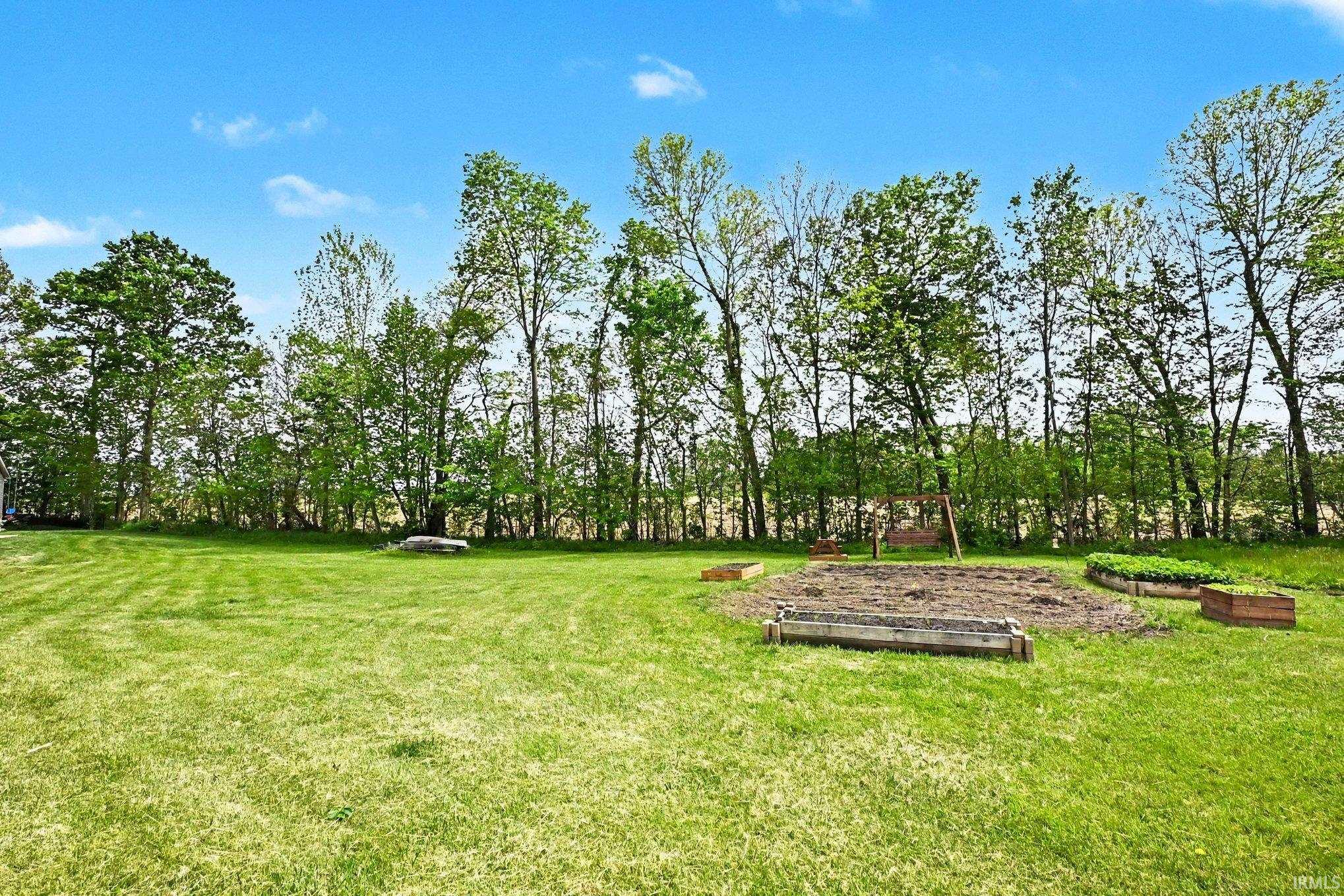 595 South Paradise Drive Rochester, IN 46975 - Photo 23 of 30