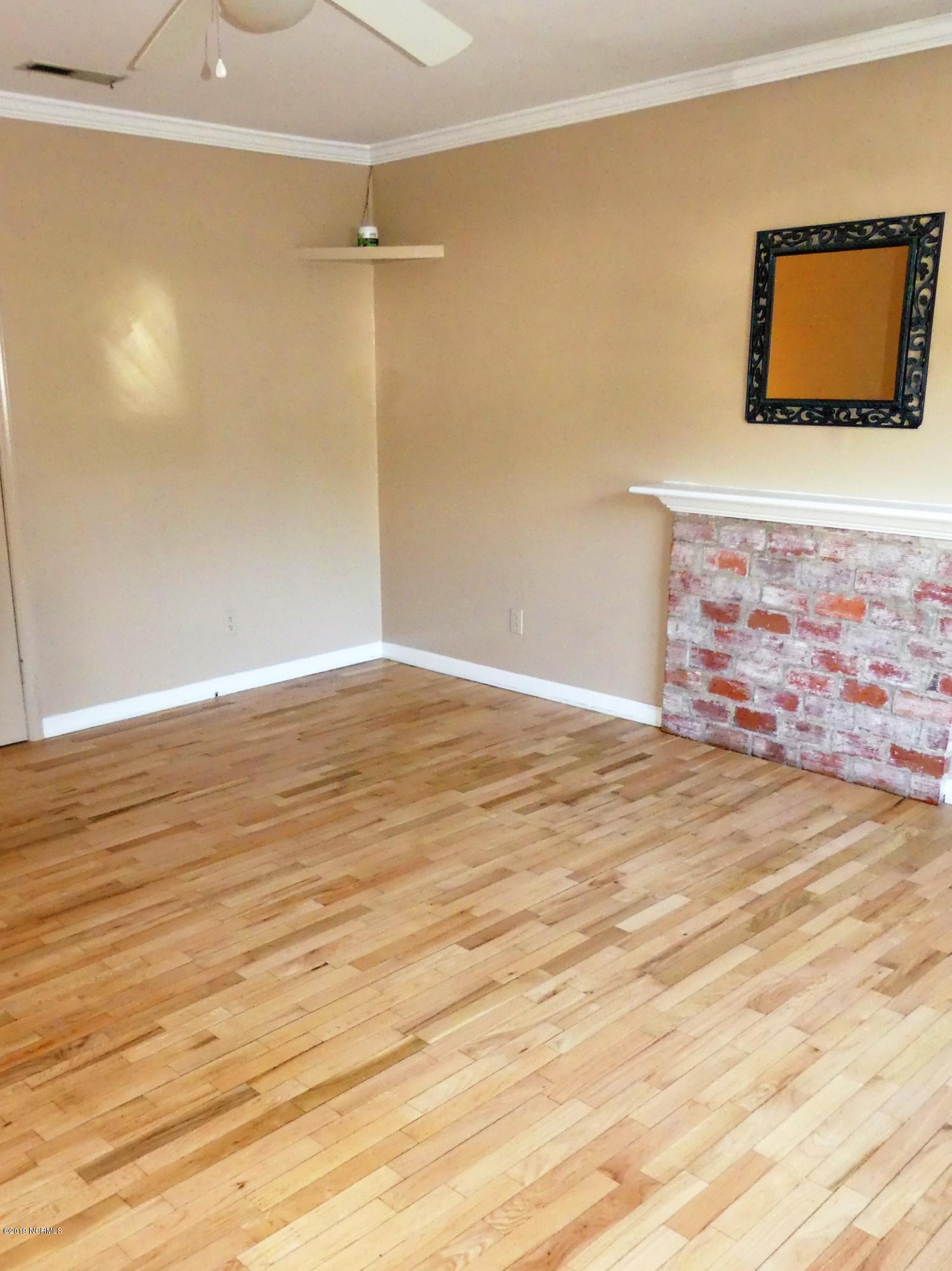125 Rice Road Wilmington, NC 28409 - Photo 2 of 20 P1010347