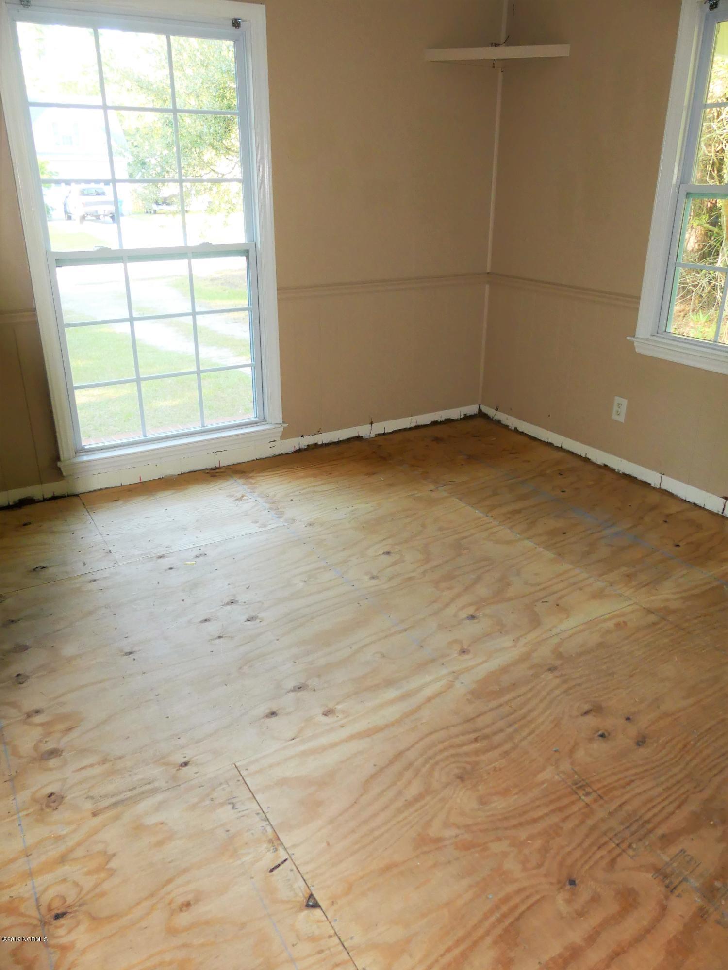 125 Rice Road Wilmington, NC 28409 - Photo 7 of 20 P1010352
