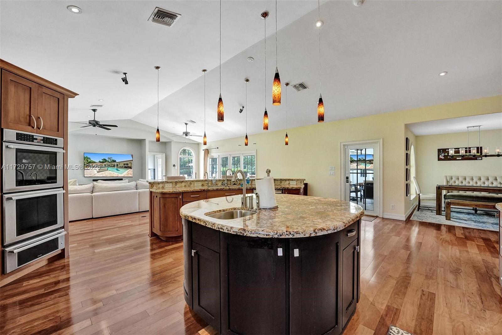 22180 Woodset Lane Boca Raton, FL 33428 - Photo 31 of 41