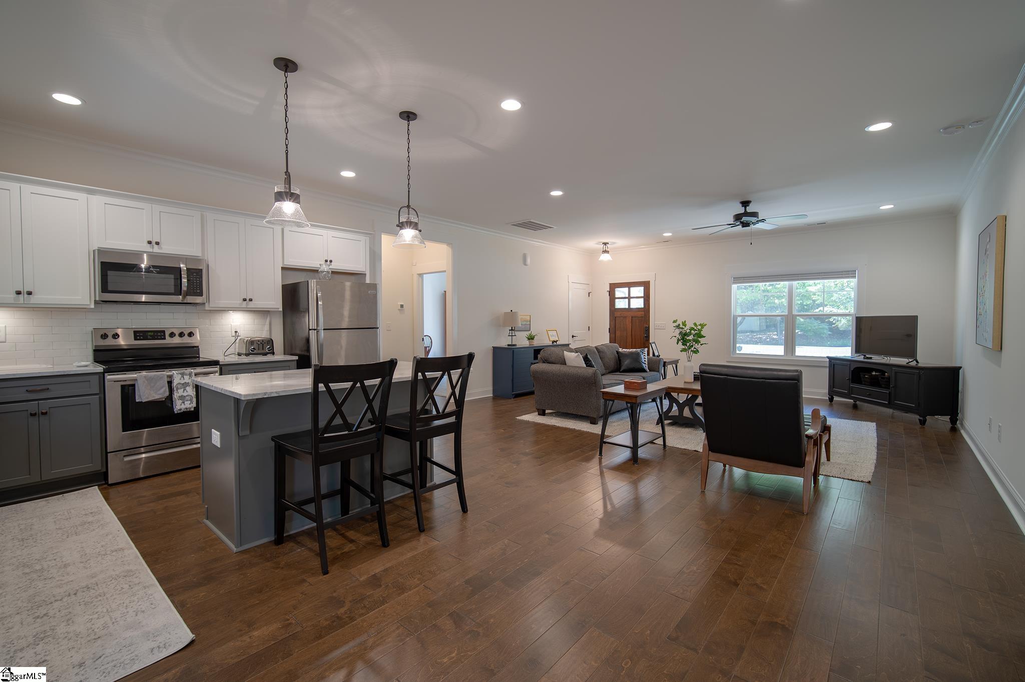 103 Keith Drive Greenville, SC 29607 - Photo 4 of 21