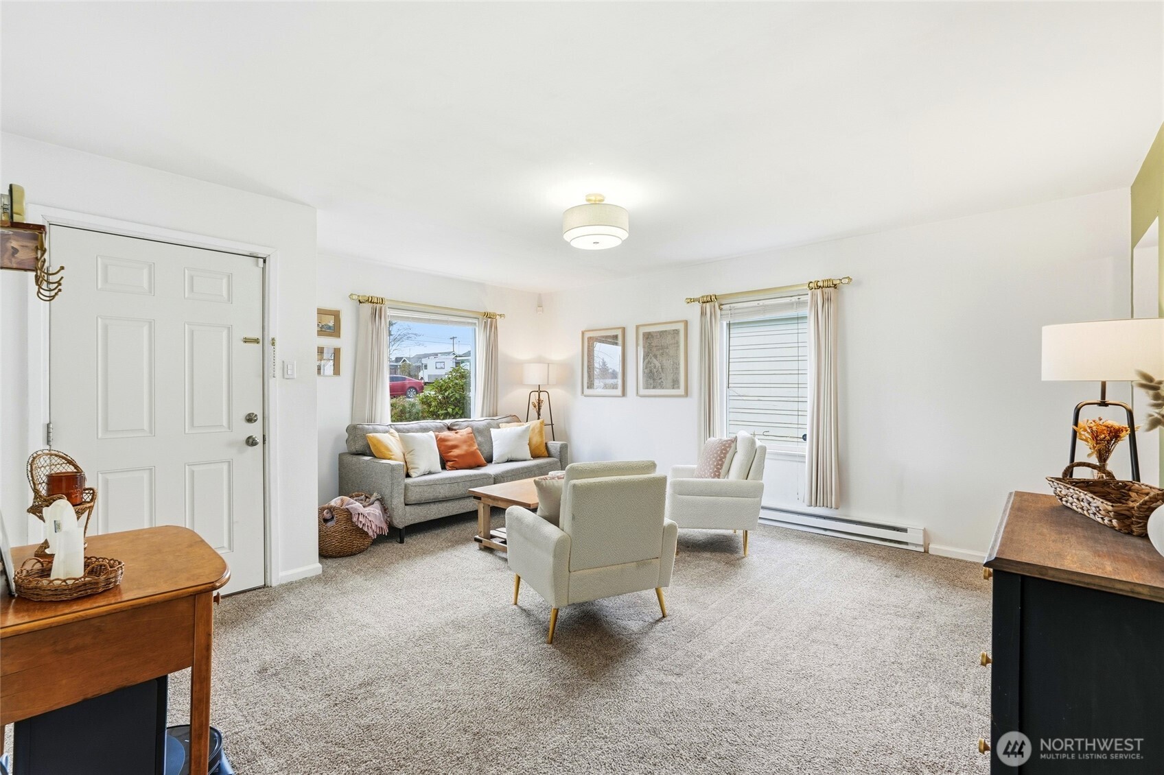 1721 Cedar Street Everett, WA 98201 - Photo 6 of 33