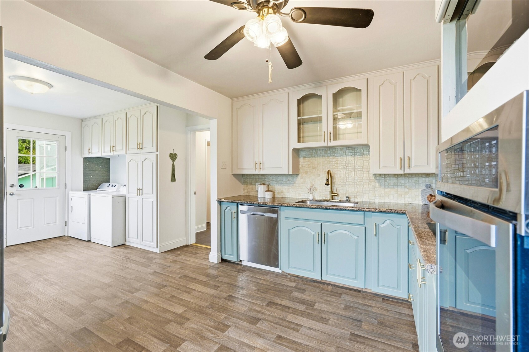 1721 Cedar Street Everett, WA 98201 - Photo 7 of 33