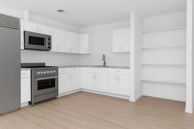 $1,500 | 16016 Green Manor Drive, Unit C, Humble, TX 77396